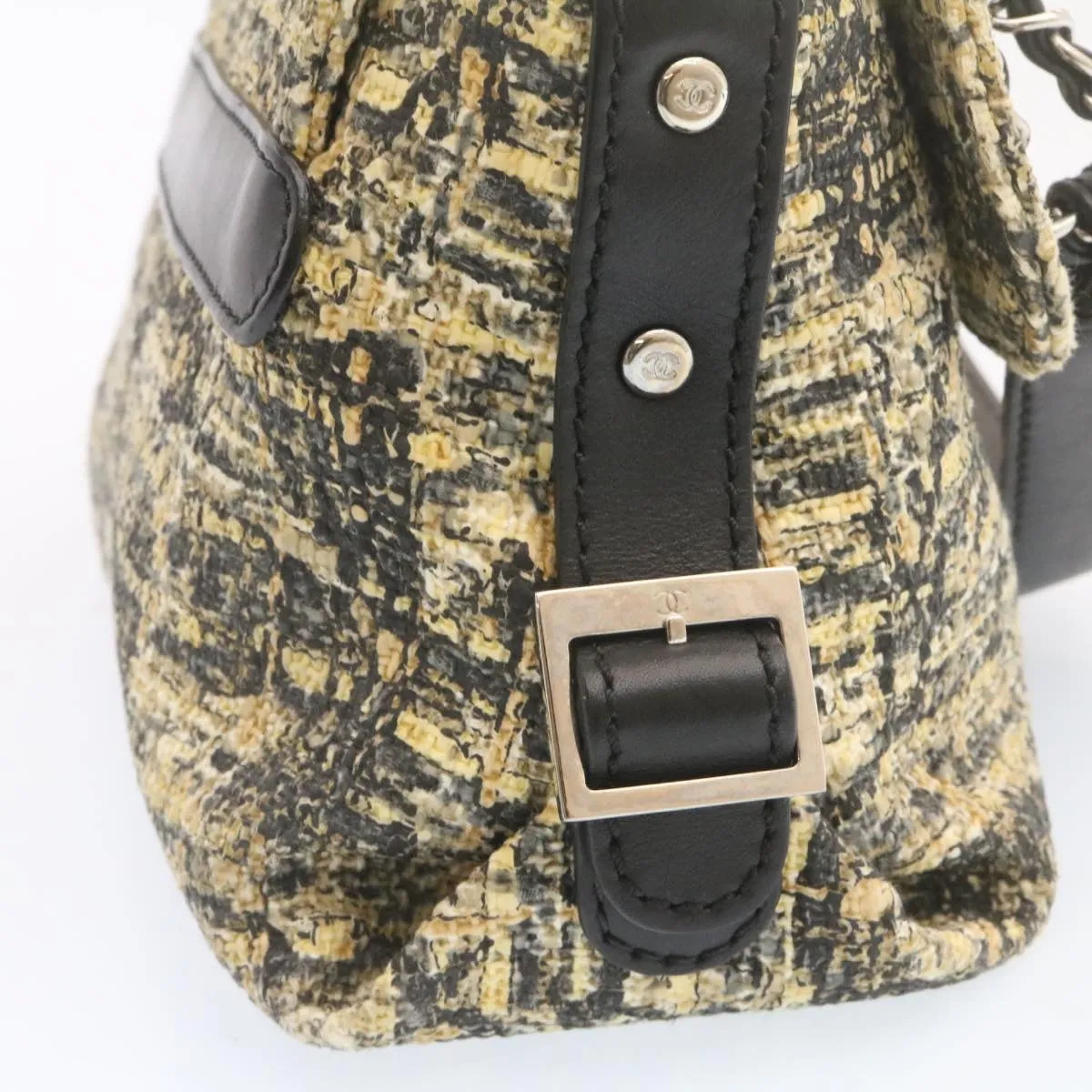 Chanel Camellia Icon Turn lock Chain Flap ShoulderBag Beige Black CC Auth 24396A
