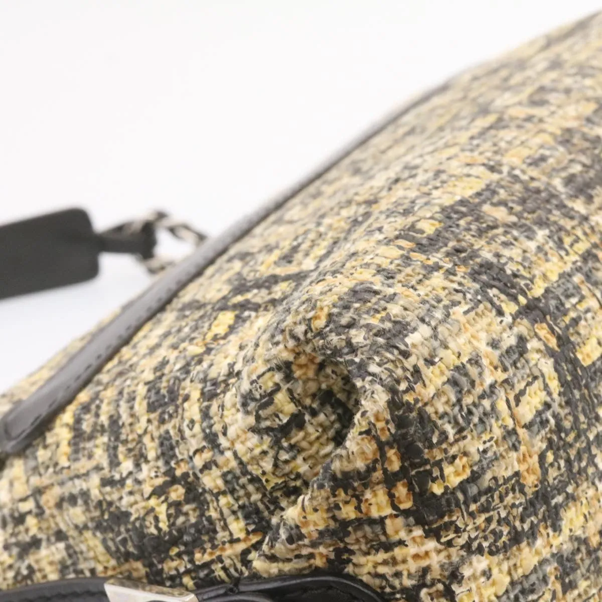 Chanel Camellia Icon Turn lock Chain Flap ShoulderBag Beige Black CC Auth 24396A