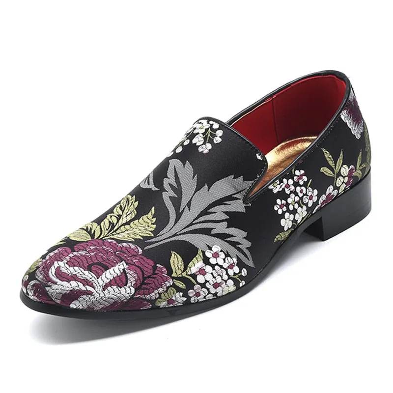 Embroidered Men Moccasins  Dress Shoes