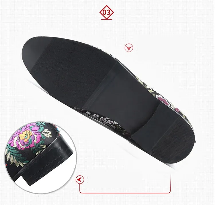 Embroidered Men Moccasins  Dress Shoes