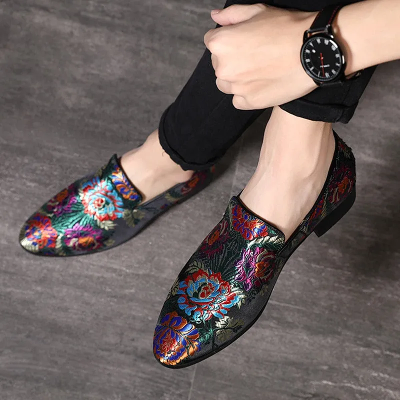 Embroidered Men Moccasins  Dress Shoes