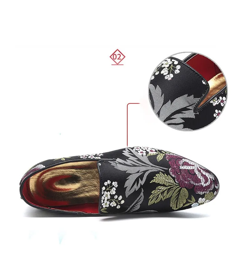 Embroidered Men Moccasins  Dress Shoes