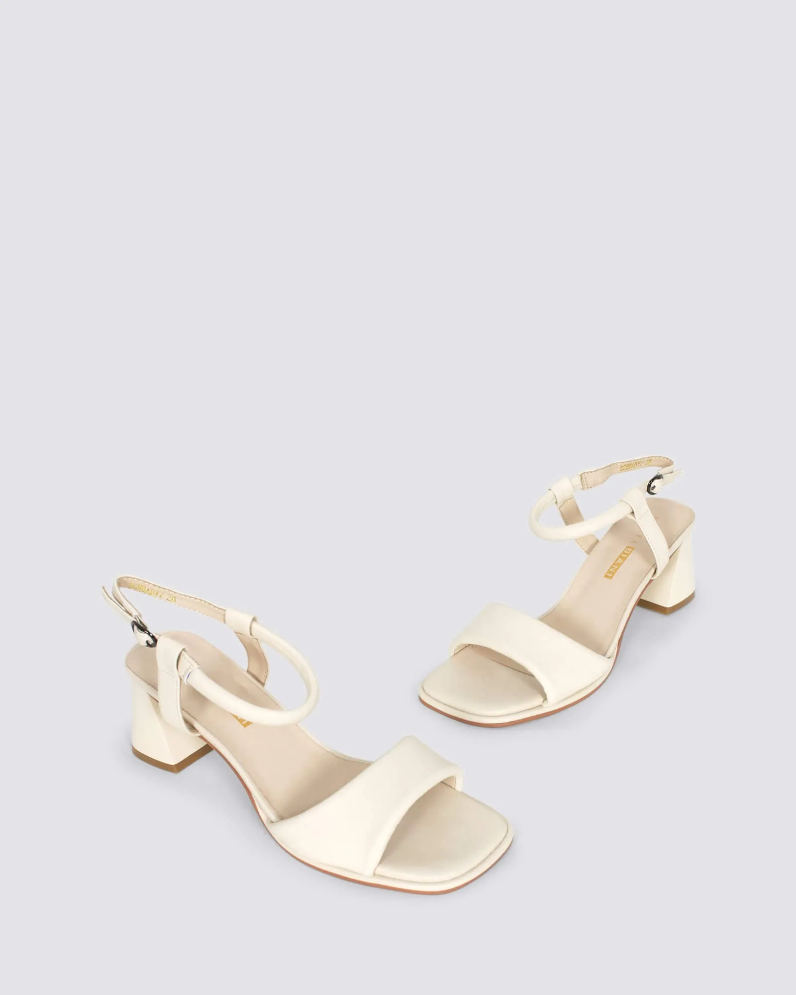 ICEBABY BLOCK HEELS ALMOND LEATHER