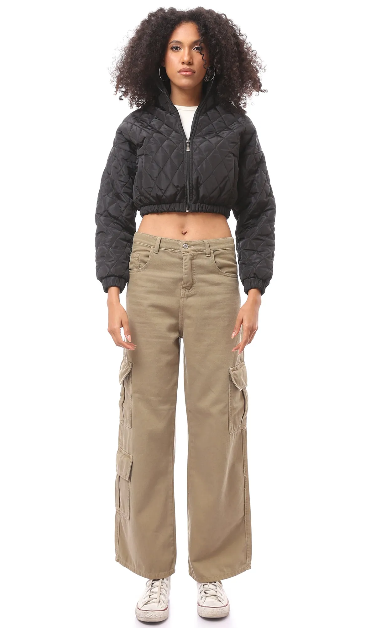 O171121 Black Quilted Cropped Bomber Jacket With Hem