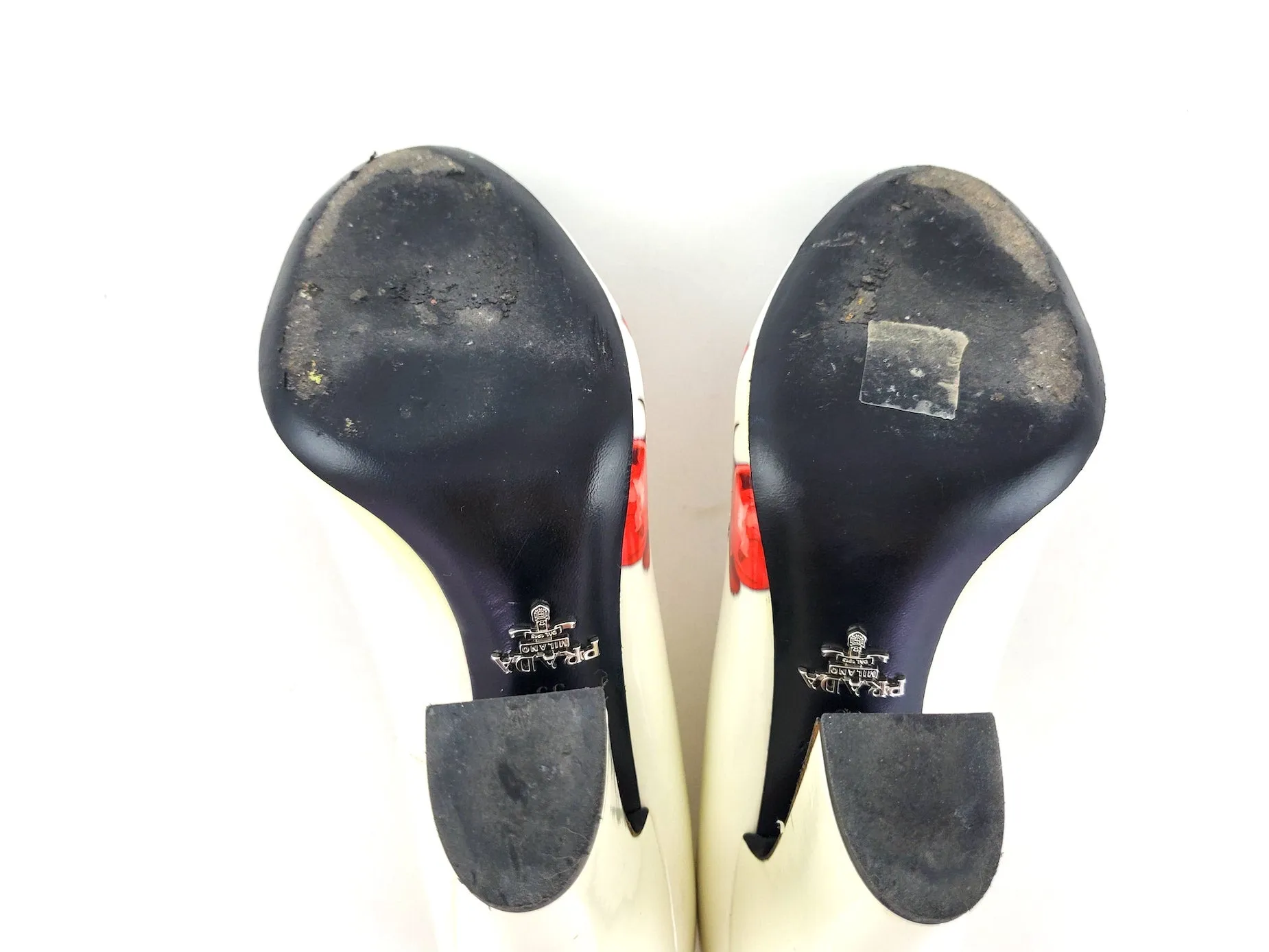 Prada Off White Floral Patent Leather Pumps 39