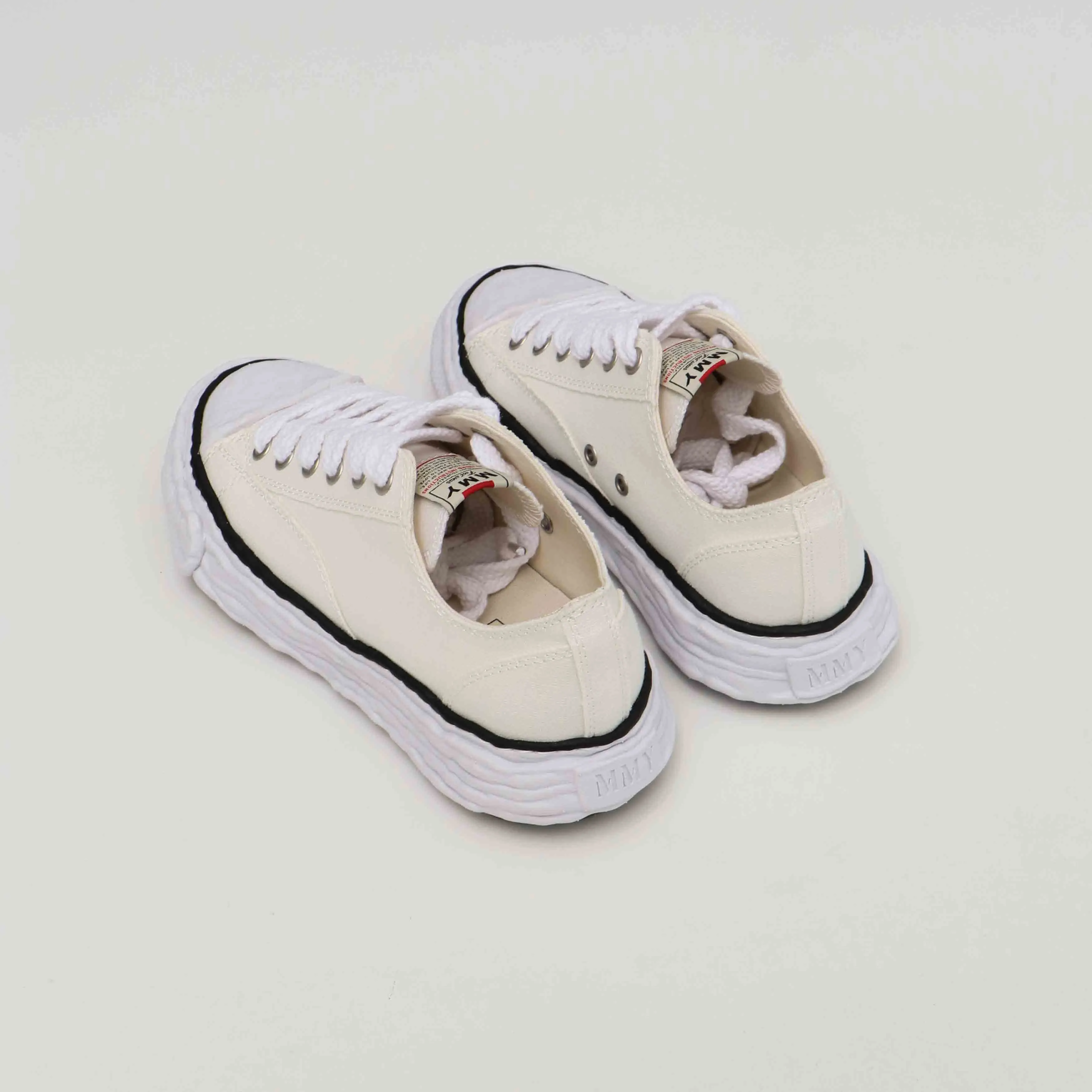 PTS23 CANVAS LOW-TOP WHITE