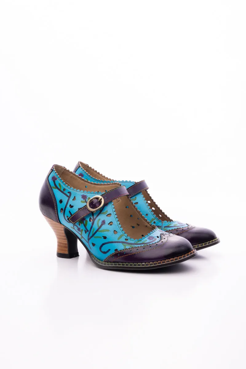 SOFFIA | PICKING PETALS FLORAL PERFORATED LEATHER PUMP