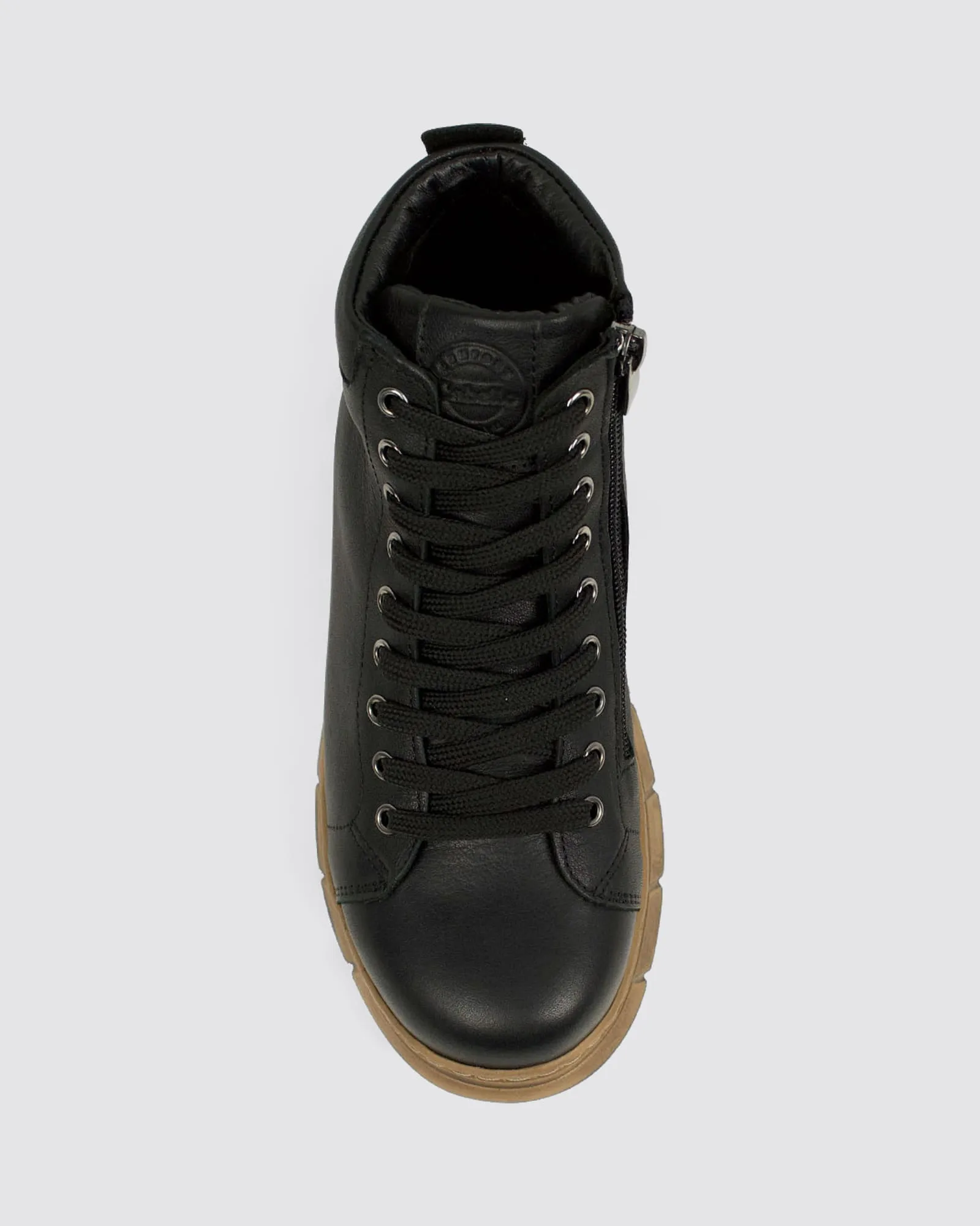 UKI BLACK